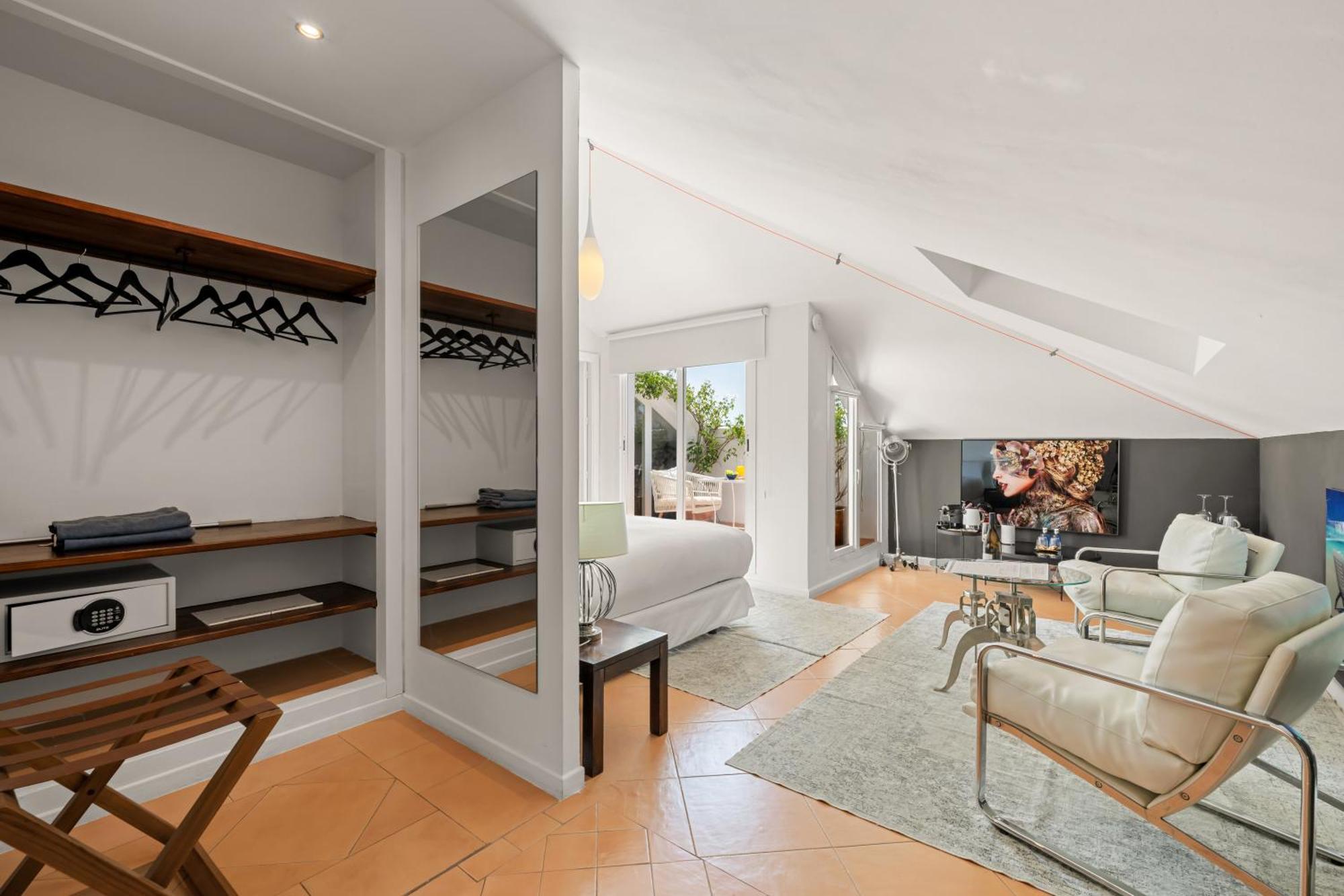 Molo Luxury Puerto Banus Hotel *