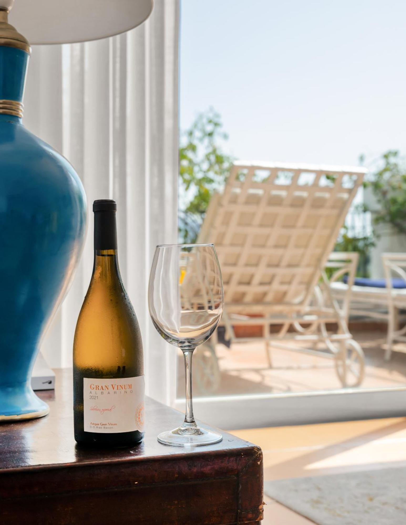 Molo Luxury Puerto Banus Hotel